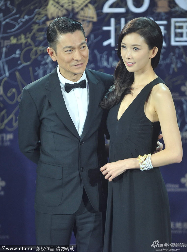 �����A�y��־�������Ӱ��(ji��)�{(l��n)̺