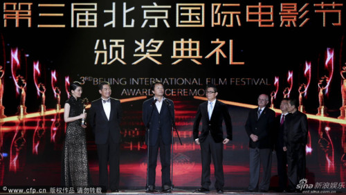 �������{(di��o)٩�]������������uί����