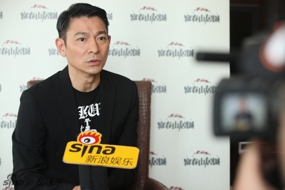 �����A���܌��L Մ��Ƭ��ͦ��־��