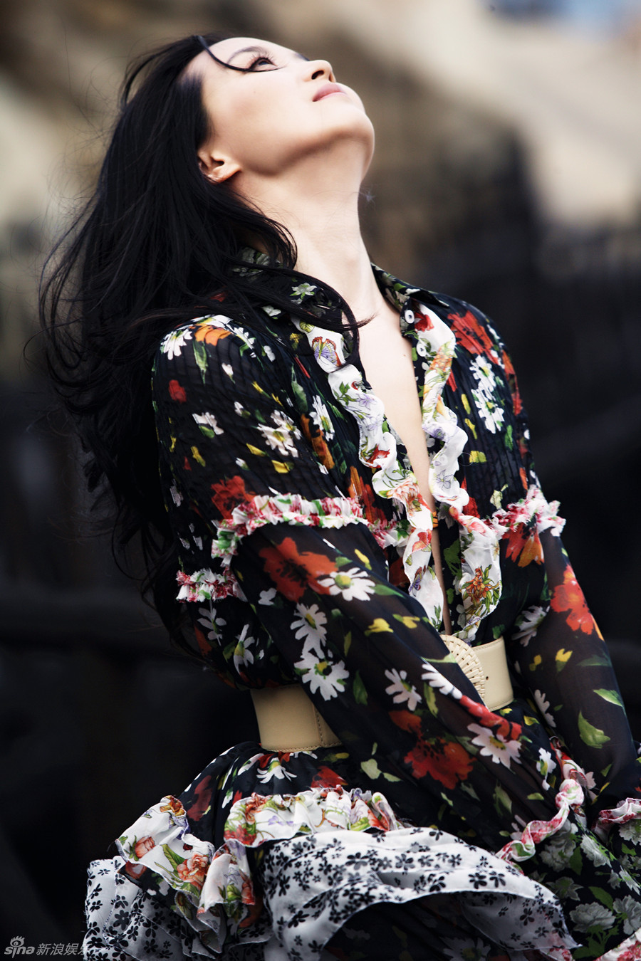 ���G������M�@��(y��u)��