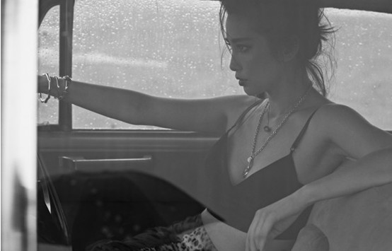 ��������ش�W�r����̎Ů ���ԇ��C