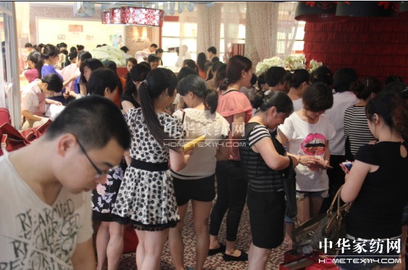 �Ϸ�����Ɉ�(ch��ng)��(n��i)ُ(g��u)��(hu��)�ɽ��ư��f