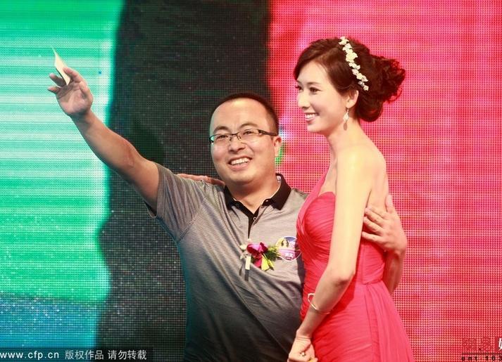 ��־�����?f��)ƽ?���з۽z�ܱ�