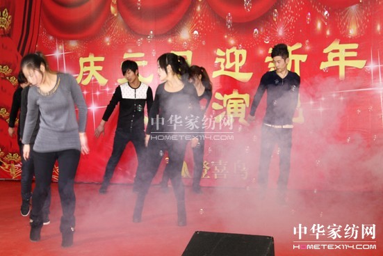 ��ϲ�B�Ҽ�Ԫ�����(hu��)�A�M���_