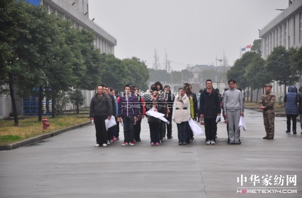 �Ϸ����2014�׌�܊����չ����(qi��ng)�F(tu��n)�(du��)������