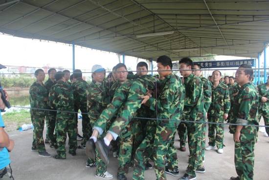 ���Ć������L(f��ng)��ͬ��