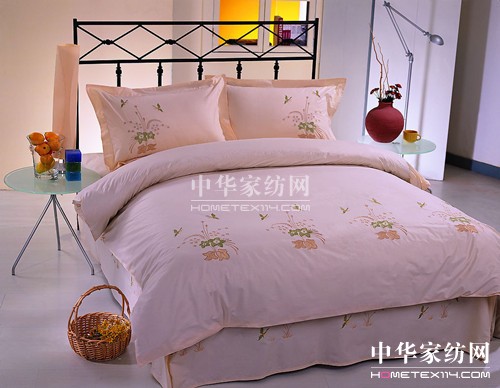 ������Ʒ�е�ɫ�ʌW��