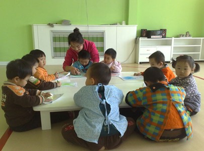 21���Ϻ��B�i����չ��(hu��)���I(l��ng)��(chu��ng)�I(y��)֮��