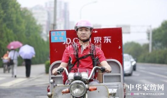 ���|CEO����(qi��ng)�|һ����؛��(y��ng)��(du��)ӆ�θ߷�