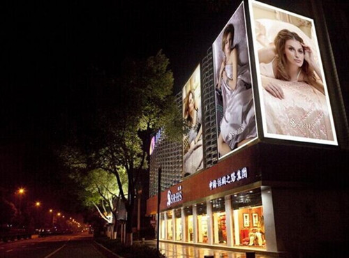 �Ҽ��f(xi��)��(hu��)�I(l��ng)��(d��o)ǰ���z�I�Ҽ���I(y��)�{(di��o)��