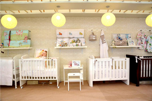 i-baby�ɞ�CBMEչ�����c��i-mummy�W���ǈ�