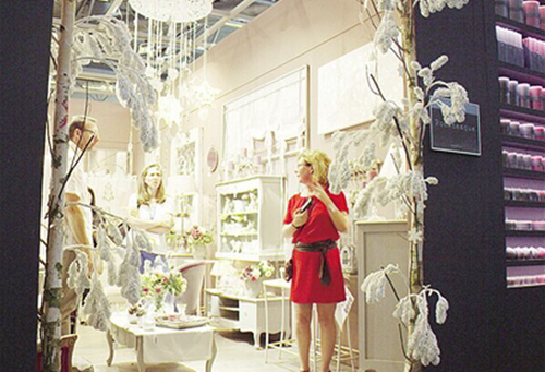 ����Ҿ��b�չ�����Ї�(gu��)Ԫ��