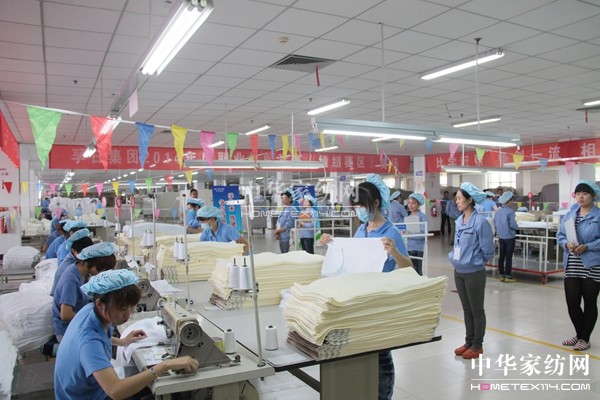 ���ռ��F(tu��n)�e��2014����I(y��)���ܸ�(j��ng)ِ