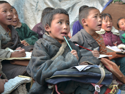 �_�R�Ҽ��ۂ������������М�ů��ٛ(z��ng)���Y�F(xi��n)����(b��o)��(1)