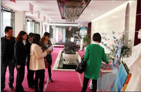 ���ˍu�Ҽ�2015������Ʒ�b�p���߽�(j��ng)�N����Մ���A�M�Y(ji��)����