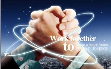 ���ˍu�Ҽ�2015������Ʒ�b�p���߽�(j��ng)�N����Մ���A�M�Y(ji��)����