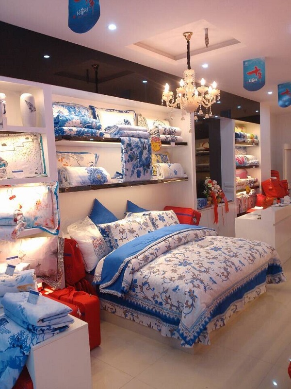 �����཭���m���u�_�I(y��)�`�ų���(m��ng)�ð��໨����