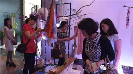 �z�����������ΘI(y��)���ɞ��ِΨһ��Ʒٝ����