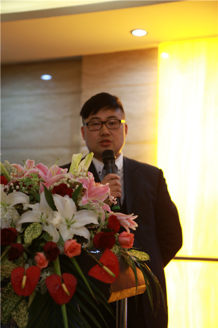 ESTEEM��ͥ�Ҽ�2016�ﶬ��Ʒ�l(f��)�����A�M���_