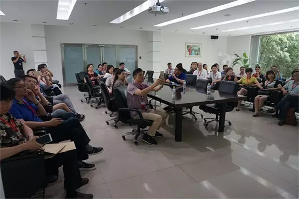 �Ҽ���I(y��)���t�I(l��ng)���Є�(chu��ng)������׃���W(xu��)���M(j��n)