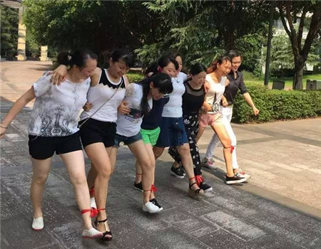 �Pʢ�Ҽ���������񹲾ۣ�ͬ��(chu��ng)�＾�x��