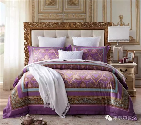 ����Ҽ���һ��ɫ����(l��i)�����ζ���ħ�ԣ�