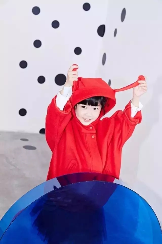 �r(sh��)���O(sh��)Ӌ(j��)���R��FASHIONSHOWCASE���z�����ɞ麼�ݕr(sh��)��ƽ�_