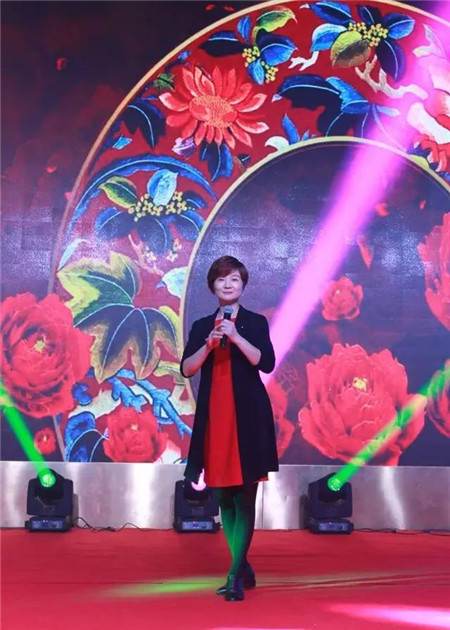 �Pʢ�Ҽ�2017���ġ���(y��u)�����Ʒ�l(f��)����(hu��)��ӆ؛��(hu��)�A�M(m��n)��Ļ