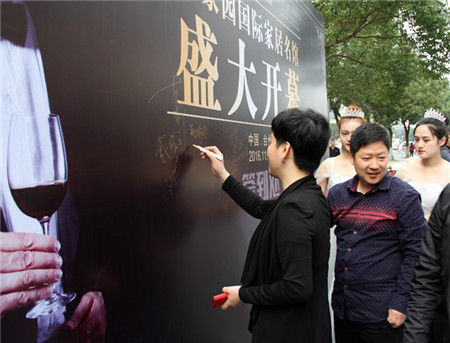 �����Pʢ�Ҽ������҈@�Ҿ����^��һվʽ�w��^ʢ���_Ļ