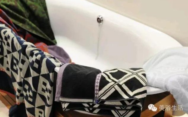 ��ԡ������m�˸��Ҽ�չ��һ�lԡ�����Ҹ�4.0��