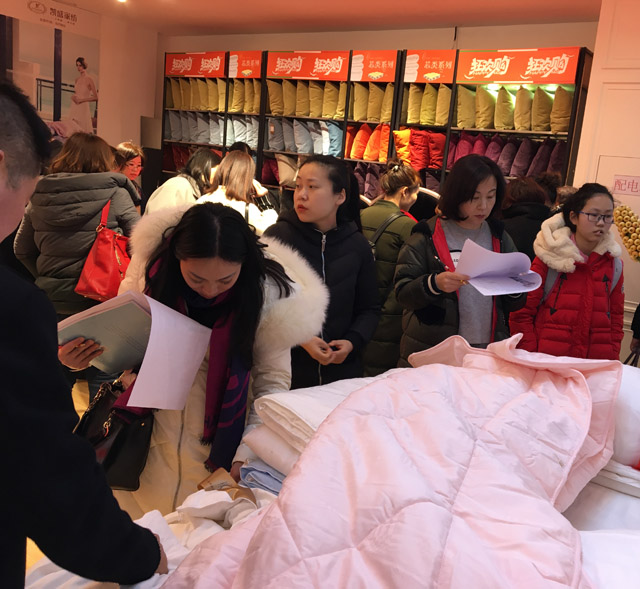 ����(zh��ng)��һ������δ��(l��i)������ӛ�Pʢ�Ҽ�2017���һ���ȴ�͑�(h��)��(hu��)�h�A�M(m��n)��Ļ��