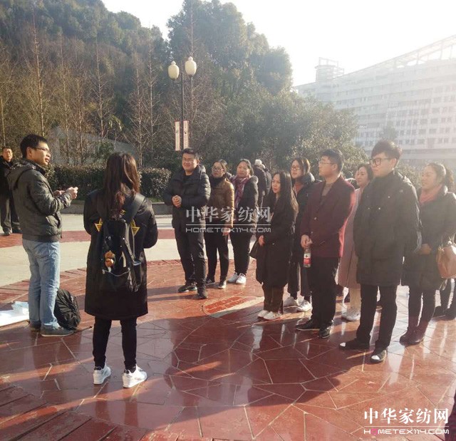 �Pʢ�Ҽ�2017������Ʒȫ��(gu��)Ѳ����Ӗ(x��n)��(hu��)����һվ�ڽ�����ʽ���_�Ļ��