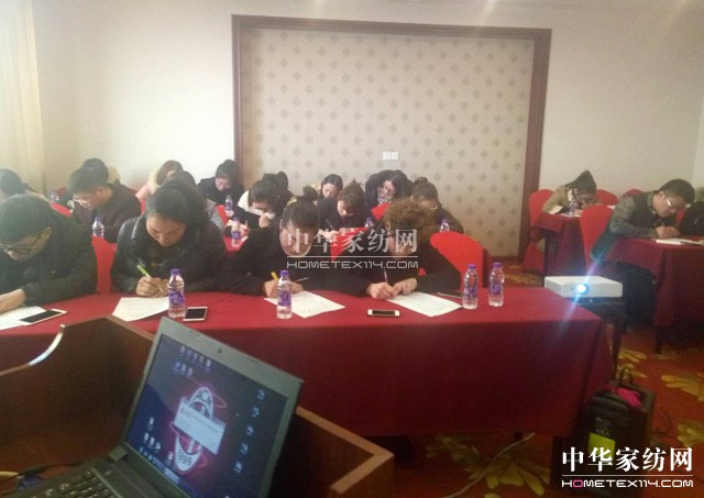 �Pʢ�Ҽ�2017������Ʒȫ��(gu��)Ѳ����Ӗ(x��n)��(hu��)����һվ�ڽ�����ʽ���_�Ļ��