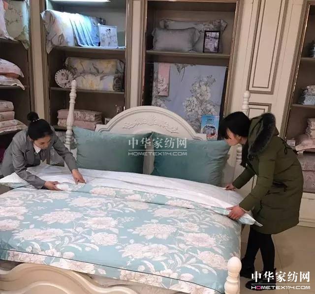 �R�����������\�����x����