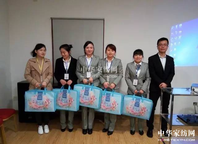 �R�����������\�����x����