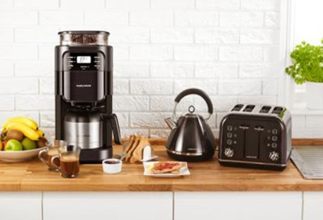 ˲�g��߆����������Ҹ��е�С������M��2017���ڶYƷ�Ҿ�չ��