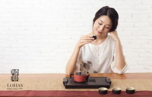 ˲�g��߆����������Ҹ��е�С������M��2017���ڶYƷ�Ҿ�չ��