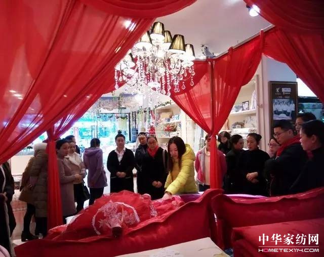 �Pʢ�Ҽ�����������Ӣ�R����ɽ�������@��������