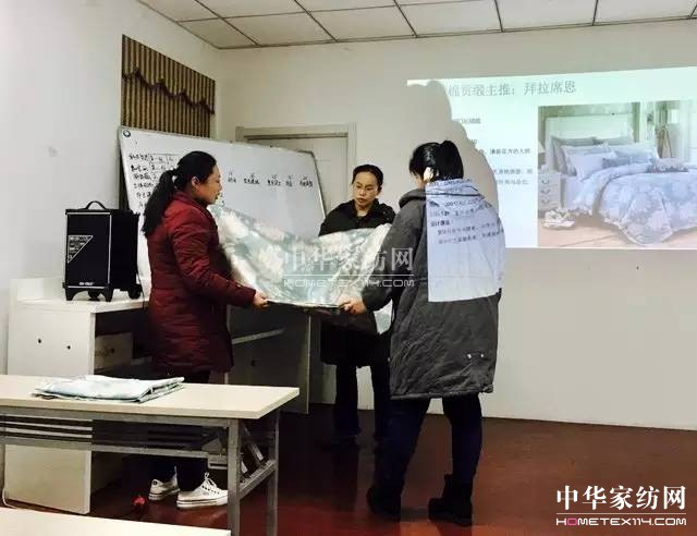 �Pʢ�Ҽ�����Ӣ�Ƽ��S�����(m��ng)��Ⱥ�t����־�ڎp����