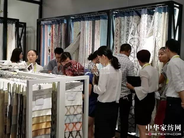 ���(zh��n)2017�Ϻ��＾�Ҽ�չ��С܎���������ִ�ҾӮa(ch��n)�I(y��)