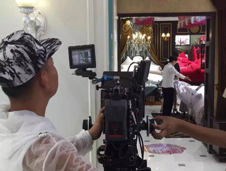 �������ֲ��:�Ӱ����ʹ��ʮ�ߚq��9��15���ഺ��ӳ��