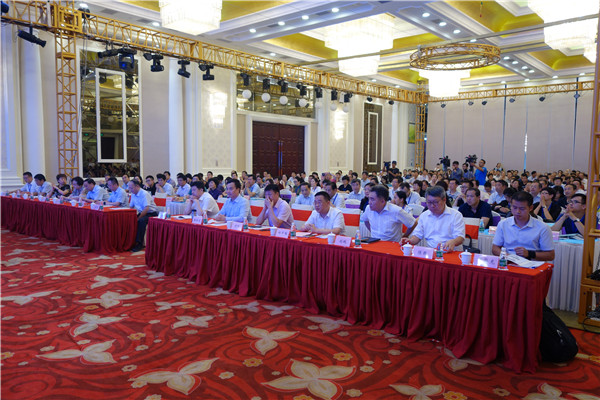 300���ИI(y��)��ʿ�R���Ї�(gu��)�Ҽ��ИI(y��)�|(zh��)�����(hu��)���o�����O(sh��)�|(zh��)����(qi��ng)��(gu��)�l(f��)չ���{(di��o)