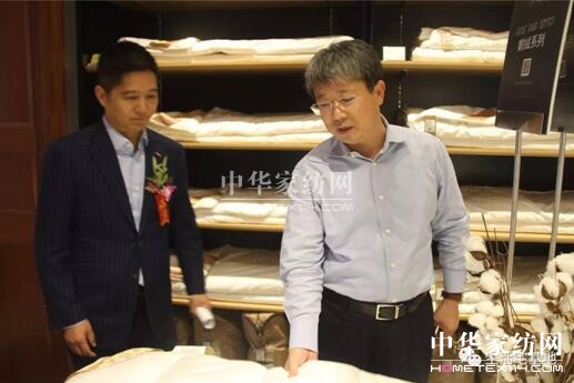 ���݄Pʢ�Ҽ�9��29��ʢ�b�_(k��i)�I(y��)��