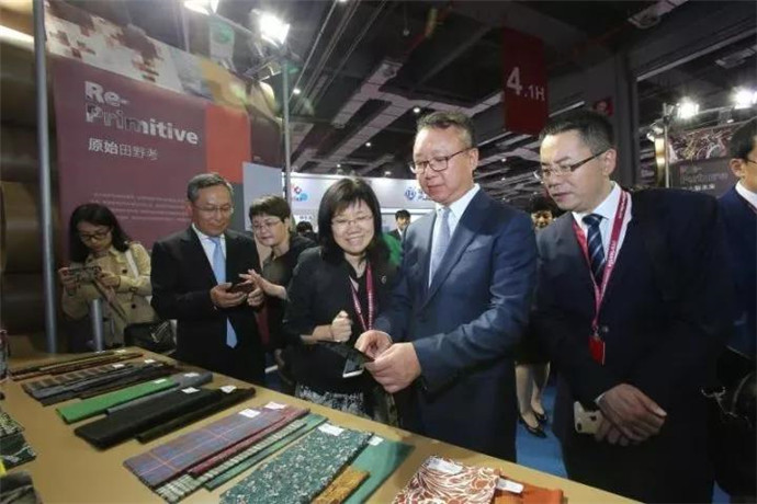 ���@�������(gu��)�L(f��ng)�����м�(li��n)���＾(li��n)չ���_(k��i)Ļ