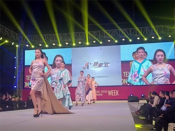 �r�����I(l��ng)���2017�ɶ��Ҽ���•�ɶ��r�b�������ݾ��ʆ�Ļ