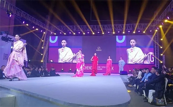 �r�����I(l��ng)������2017�ɶ��Ҽ���•�ɶ��r�b�������ݾ��ʆ�Ļ