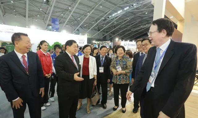 2017���_(t��i)������չ�չ٣��߿Ƽ���(chu��ng)�¼���Ʒ������A�����ܼ�������ý�w�۽�