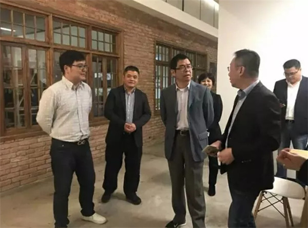 �Ї��Ҽ��f(xi��)��(hu��)һ���{(di��o)�в���Ҽ������ҵ�̺