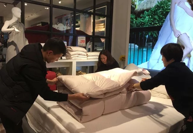 �Pʢ�Ҽ���Ӣ��Ӗ(x��n)����2018��Ʒ��Ӗ(x��n)���ի@�M�M��