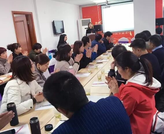 �o�^����������|ӛ�Pʢ�Ҽ�2018��һ���Ⱥ��Ŀ͑���(hu��)�h��